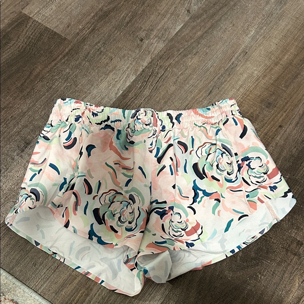 Athleta Floral Women's Athletic Shorts - Pink and Cream